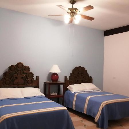 Hotel Alborada Allende Альенде Экстерьер фото
