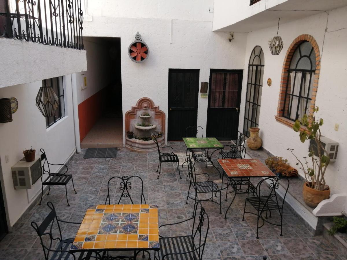 Hotel Alborada Allende Альенде Экстерьер фото